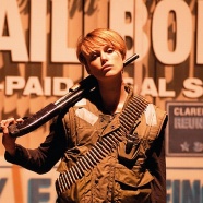 „Domino“, rež. Tony Scott, 2005
